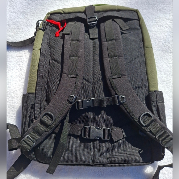 Topo Designs Global Travel Bag 30L Olive Green Backpack - NWT - Picture 11 of 14
